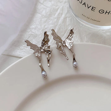 DAIIIBABYYY  -   Kpop Punk Silver Color Asymmetric Butterfly Pearl Stud Earrings Women Korean Fashion INS Cute Heart Geometric Earring